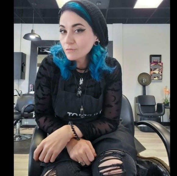 Meet your Posher, Natalie - Picture 1 of 1